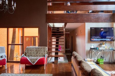 Sala de casa à venda com 3 quartos, 300m² em Itaquera, São Paulo