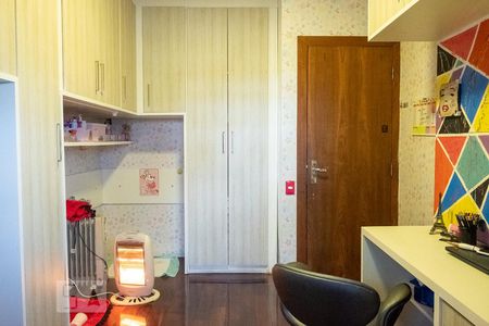 Casa à venda com 300m², 3 quartos e 5 vagasQuarto