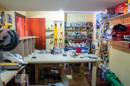 Casa à venda com 300m², 3 quartos e 5 vagasOficina