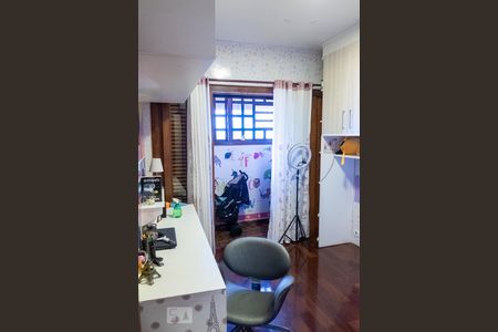 Casa à venda com 300m², 3 quartos e 5 vagasQuarto