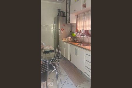 Cozinha de casa à venda com 2 quartos, 100m² em Jardim Santo Antoninho, São Paulo