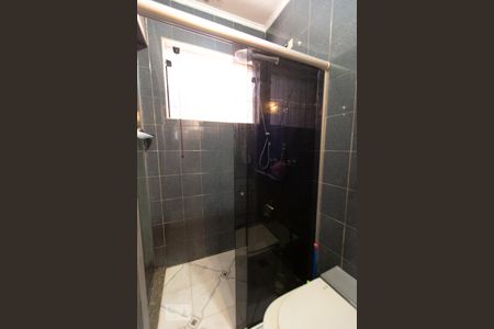 Banheiro da suíte de casa à venda com 3 quartos, 210m² em Jardim Independência, São Paulo