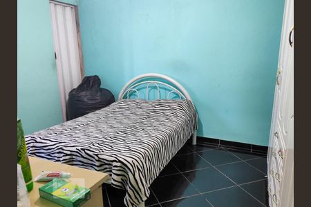 Casa à venda com 100m², 3 quartos e 1 vagaQuarto