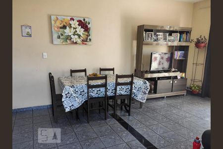 Sala de casa à venda com 3 quartos, 100m² em Jardim Cotiana, São Paulo