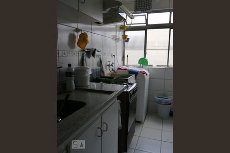 Cozinha de apartamento para alugar com 3 quartos, 58m² em Pinheiros, São Paulo