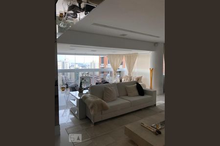 Apartamento à venda com 244m², 3 quartos e sem vagaSala