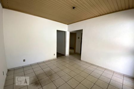 Sala de Estar de casa para alugar com 2 quartos, 75m² em Feitoria, São Leopoldo
