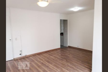 Apartamento para alugar com 90m², 3 quartos e 1 vaga Apartamento para alugar com 90m², 3 quartos e 1 vagaSala