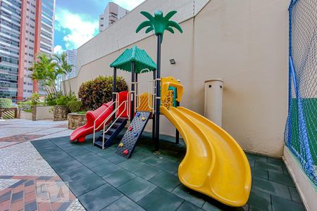 Apartamento à venda com 130m², 4 quartos e 2 vagasÁrea Comum - Playground