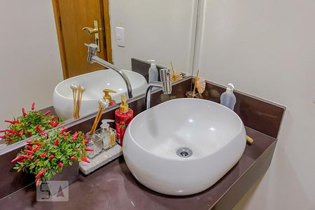 Apartamento à venda com 130m², 4 quartos e 2 vagasDetalhe Lavabo