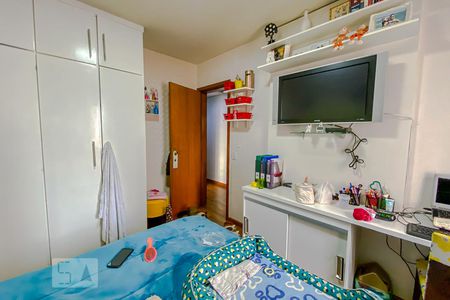 Apartamento à venda com 130m², 4 quartos e 2 vagasQuarto