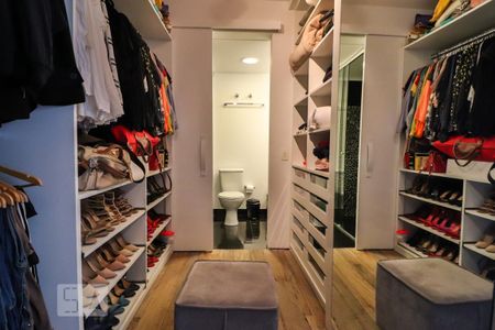 Apartamento para alugar com 87m², 1 quarto e 2 vagasCloset do quarto 1