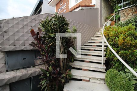 Casa à venda com 220m², 3 quartos e 2 vagasÁrea Comum