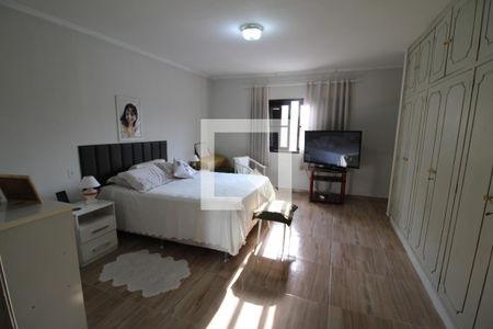 Casa à venda com 220m², 3 quartos e 2 vagasQuarto 2