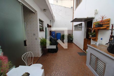 Casa à venda com 220m², 3 quartos e 2 vagasÁrea de Serviço