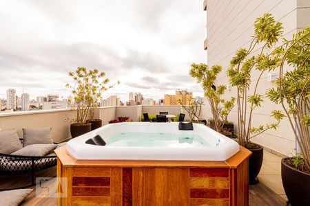 Apartamento à venda com 135m², 2 quartos e 1 vagaSpa