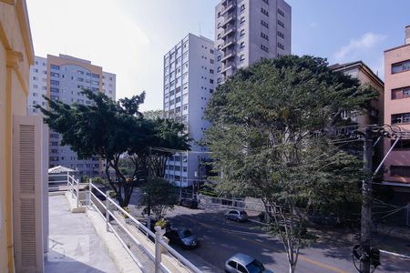 Casa à venda com 280m², 4 quartos e 8 vagas Casa à venda com 280m², 4 quartos e 8 vagasVista Terraço