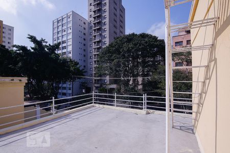 Casa à venda com 280m², 4 quartos e 8 vagas Casa à venda com 280m², 4 quartos e 8 vagasTerraço