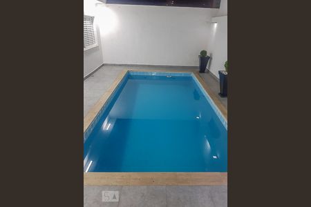 Casa à venda com 210m², 3 quartos e 4 vagasPiscina Privativa