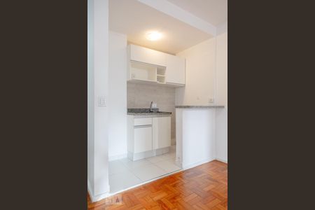 Cozinha de kitnet/studio à venda com 1 quarto, 33m² em República, São Paulo