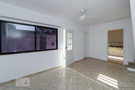Sala de casa à venda com 3 quartos, 84m² em Irajá, Rio de Janeiro