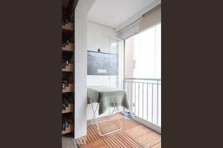 Varanda de kitnet/studio para alugar com 1 quarto, 28m² em Bela Vista, São Paulo