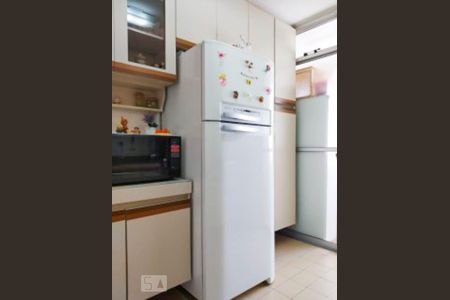 Apartamento à venda com 74m², 3 quartos e 1 vagaCozinha