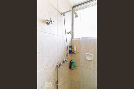 Casa à venda com 511m², 4 quartos e 6 vagasBanheiro Suíte 2