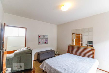 Casa à venda com 511m², 4 quartos e 6 vagasQuarto 1