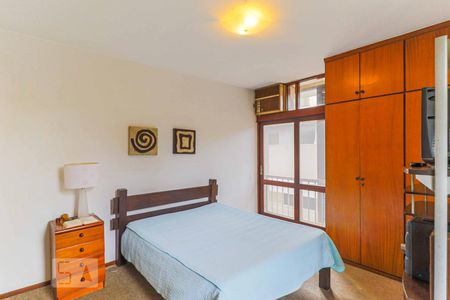 Casa à venda com 511m², 4 quartos e 6 vagasSuíte 1