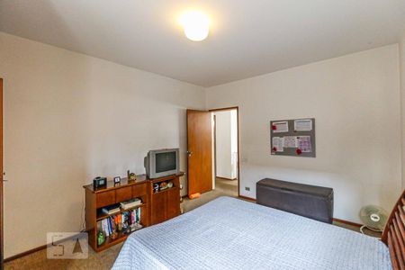 Casa à venda com 511m², 4 quartos e 6 vagasQuarto 1