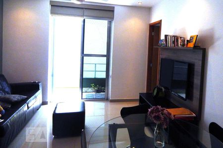 Sala  de apartamento à venda com 3 quartos, 75m² em Tijuca, Rio de Janeiro