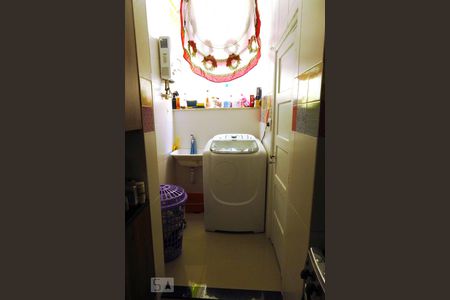 Apartamento à venda com 75m², 3 quartos e sem vagaÁrea de Serviço