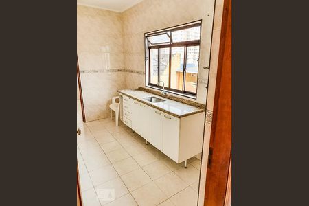 Casa à venda com 300m², 3 quartos e 8 vagasCozinha