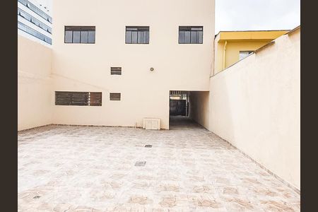Casa à venda com 300m², 3 quartos e 8 vagasÁrea Externa