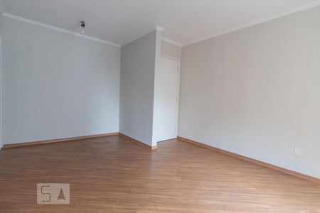 Sala de apartamento para alugar com 3 quartos, 60m² em Caxingui, São Paulo