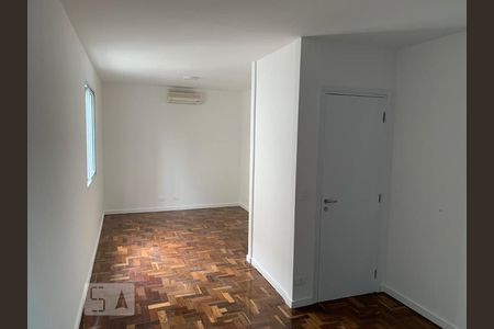 Quarto 2 de casa para alugar com 6 quartos, 400m² em Vila Mariana, São Paulo