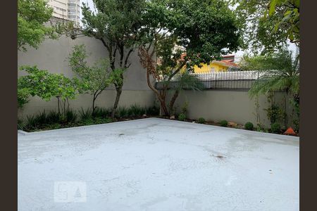 Casa para alugar com 400m², 6 quartos e 4 vagas Casa para alugar com 400m², 6 quartos e 4 vagasÁrea Externa