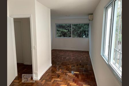 Quarto 1 de casa para alugar com 6 quartos, 400m² em Vila Mariana, São Paulo