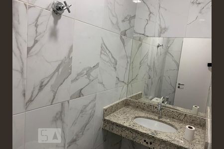 Banheiro 2 de casa para alugar com 6 quartos, 400m² em Vila Mariana, São Paulo