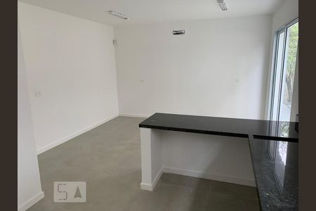 Casa para alugar com 400m², 6 quartos e 4 vagas Casa para alugar com 400m², 6 quartos e 4 vagasCozinha