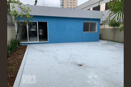 Casa para alugar com 400m², 6 quartos e 4 vagas Casa para alugar com 400m², 6 quartos e 4 vagasÁrea Externa