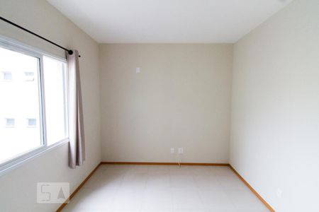 Quarto 1 de apartamento para alugar com 2 quartos, 72m² em Serraria, São José