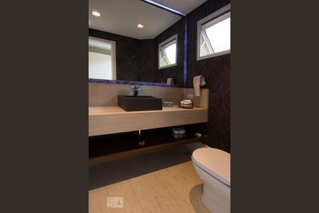 Casa à venda com 3 quartos, 417m² em Vila Paulicéia, São Paulo