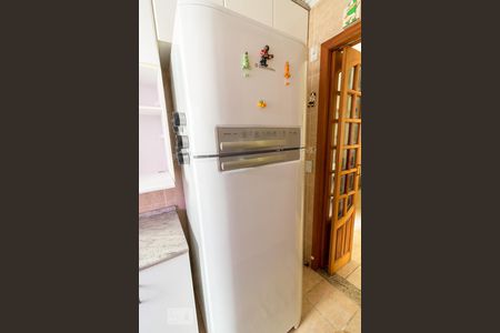 Apartamento à venda com 62m², 2 quartos e 1 vagaCozinha - geladeira