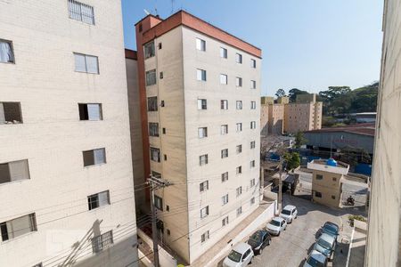 Vista quartos de apartamento para alugar com 2 quartos, 62m² em Vila Rio, Guarulhos