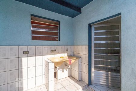 Casa à venda com 438m², 4 quartos e 2 vagasLavanderia