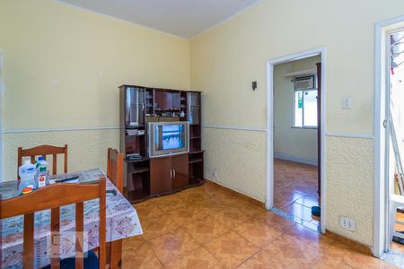 Sala de apartamento para alugar com 2 quartos, 60m² em Ramos, Rio de Janeiro