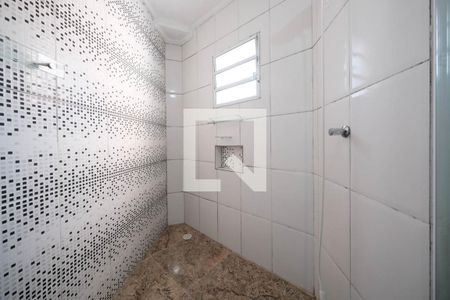 Banheiro de apartamento para alugar com 1 quarto, 55m² em Vila Euthalia, São Paulo