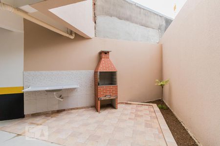 Casa de condomínio para alugar com 56m², 2 quartos e 1 vaga Casa de condomínio para alugar com 56m², 2 quartos e 1 vagaÁrea comum - Churrasqueira